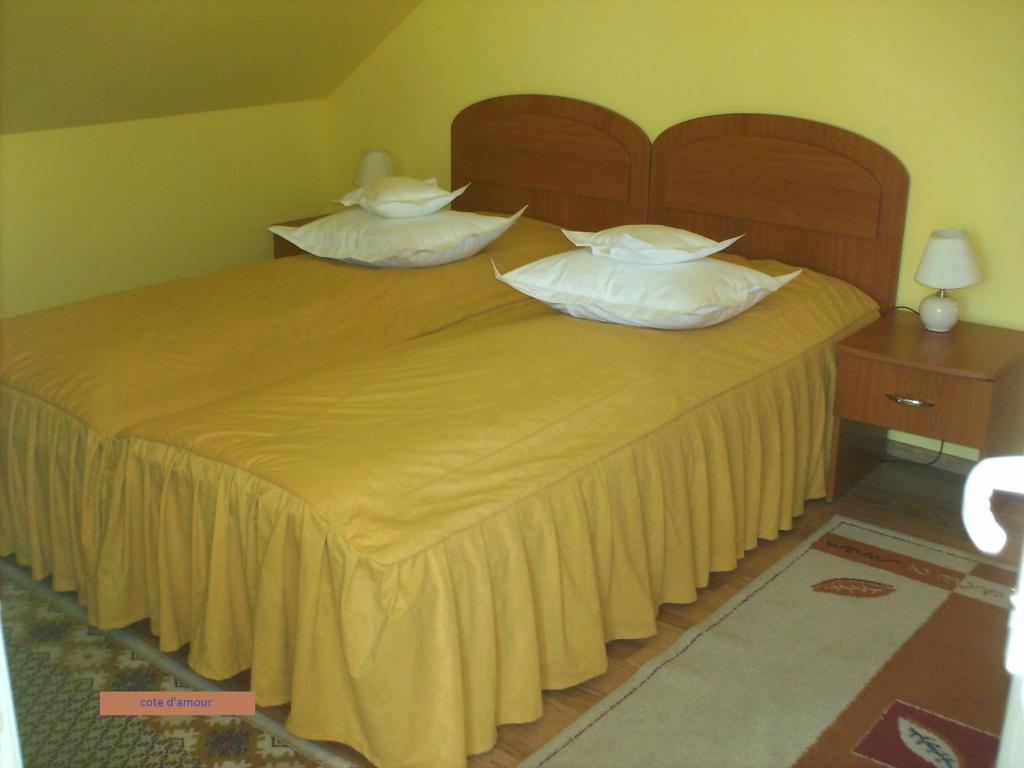 Pension Cote D'Amour Moieciu de Jos Kamer foto